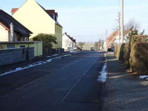  Röglitzer Hauptstraße; Richtung Raßnitz